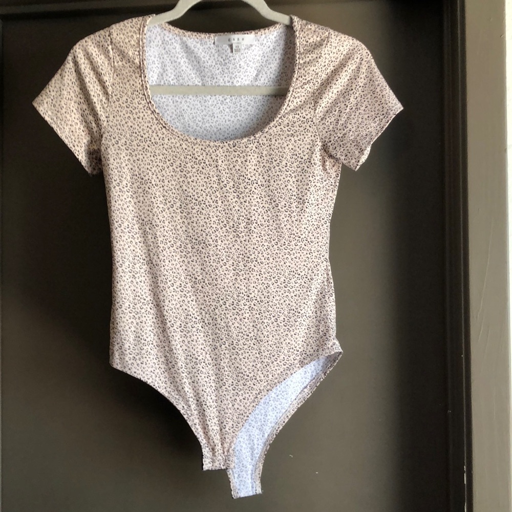 Bodysuit cheetah print xsmall never worn